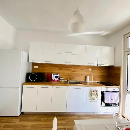 Center 2-bedroom Cosy Appartement